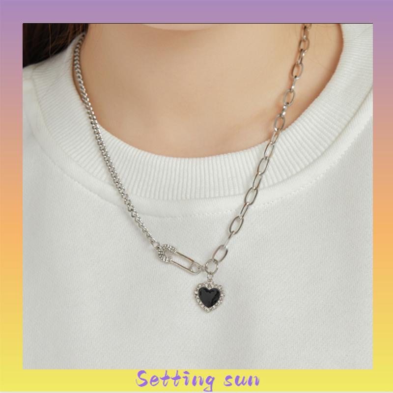 Kalung Titanium Love Hitam Korea Retro Hip Hop Gaya Necklace Aksesori Fashion TN