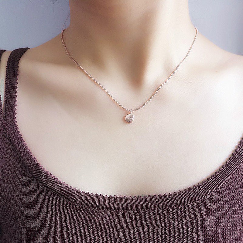 Kalung Keberuntungan Bentuk Bulat Kacang Polong | Kalung Rantai Dengan Liontin Zircon Untuk Wanita | Kalung Rose Gold 18k | Kalung Bahan Stainless Steel | Kalung Bahan Titanium Steel | Anting Hypoallergenic Tahan Air Tidak Pudar Untuk Hadiah Ulang Tahun