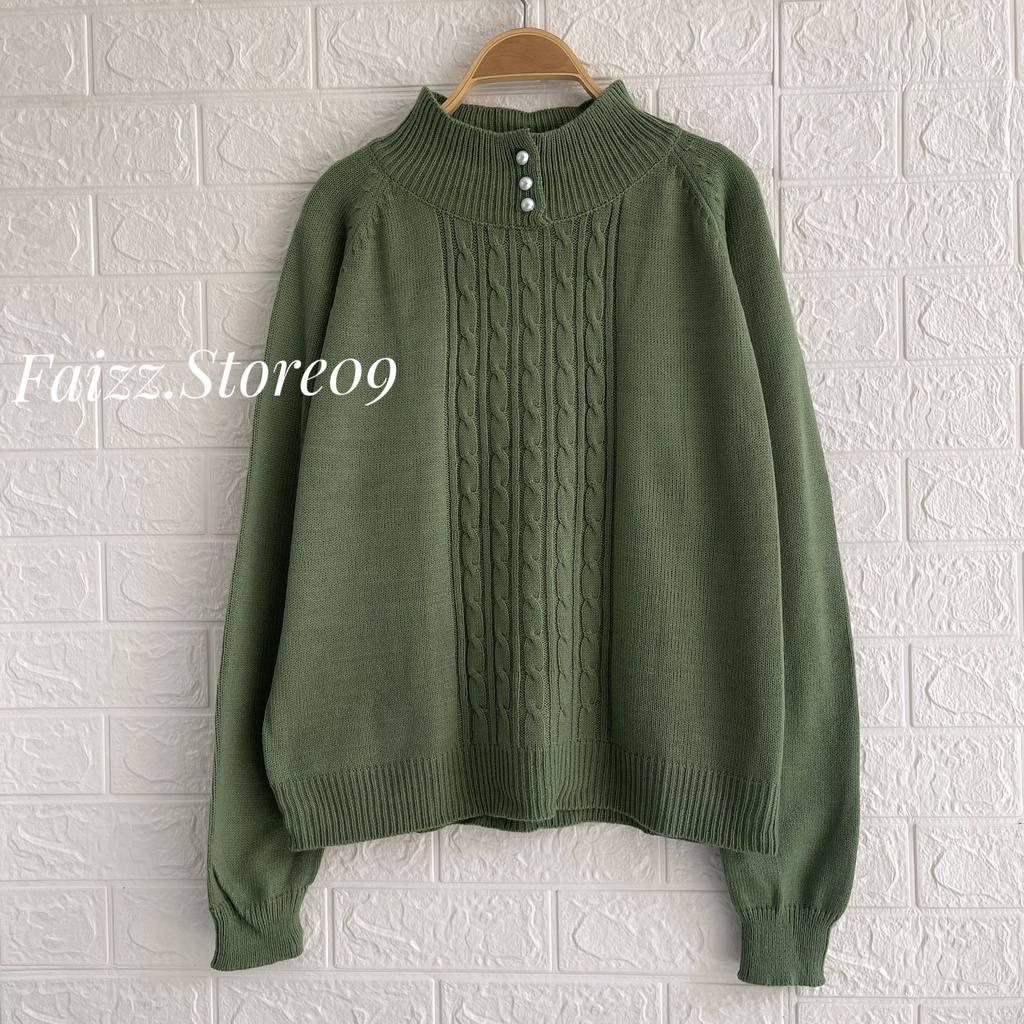 HASNA SWEATER RAJUT KANCING MUTIARA MOTIF CABLE KERAH TINGGI WANITA OVERSIZE