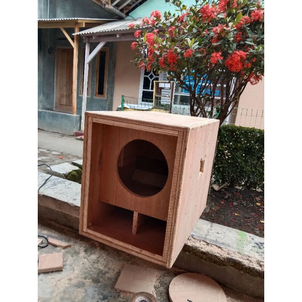 BOX SPEAKER MINISCOOP 12 INCH MURAH