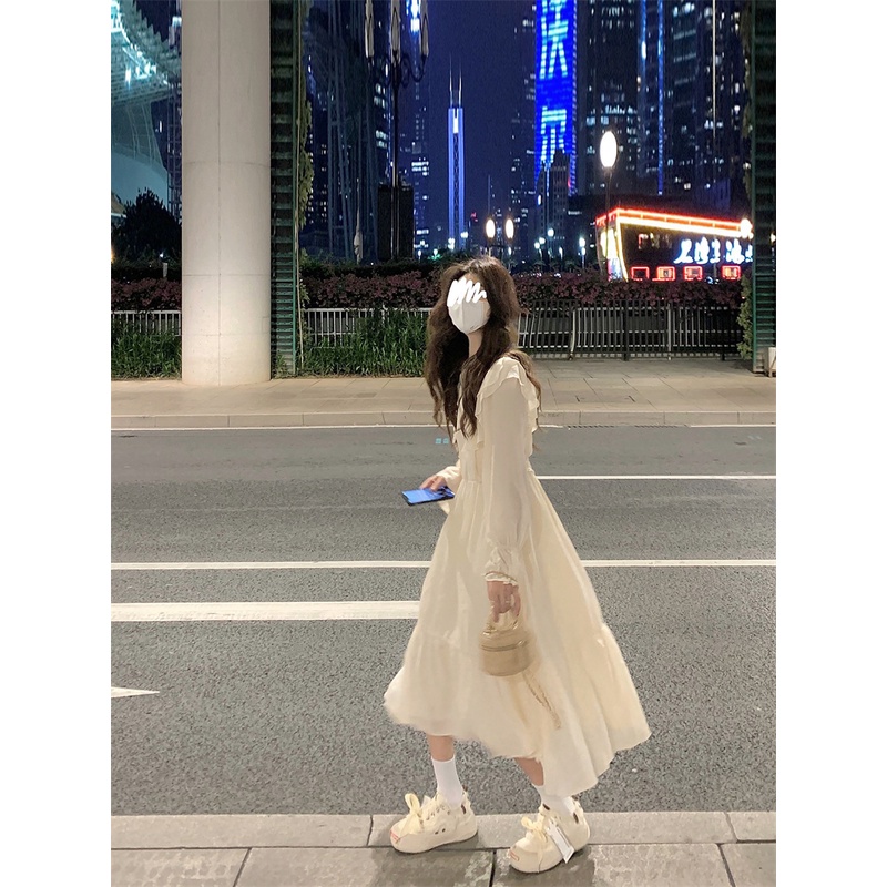 Red Kumikumi French style angin lembut V-neck dress mengacak-acak temperamen musim semi wanita rok mid-length pelangsing pinggang