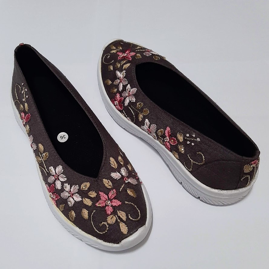 etnik fashion sepatu wanita sneakers kets sulam abu