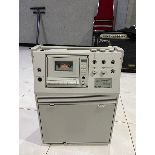 Toa portable Amplifier ZW-g810cu