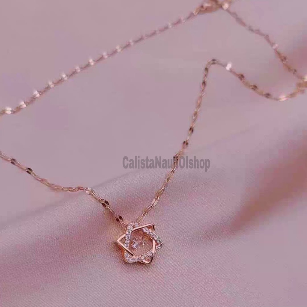 Kalung Titanium Segitiga Simetris Zircon Fashionable Anti Karat Dan Anti Luntur