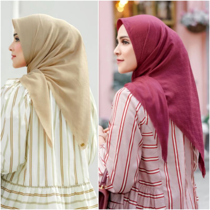 Tapis Embossed Square / Iris (NEW & RARE )/ Dubai / TDP / Parisian series by Buttonscarves