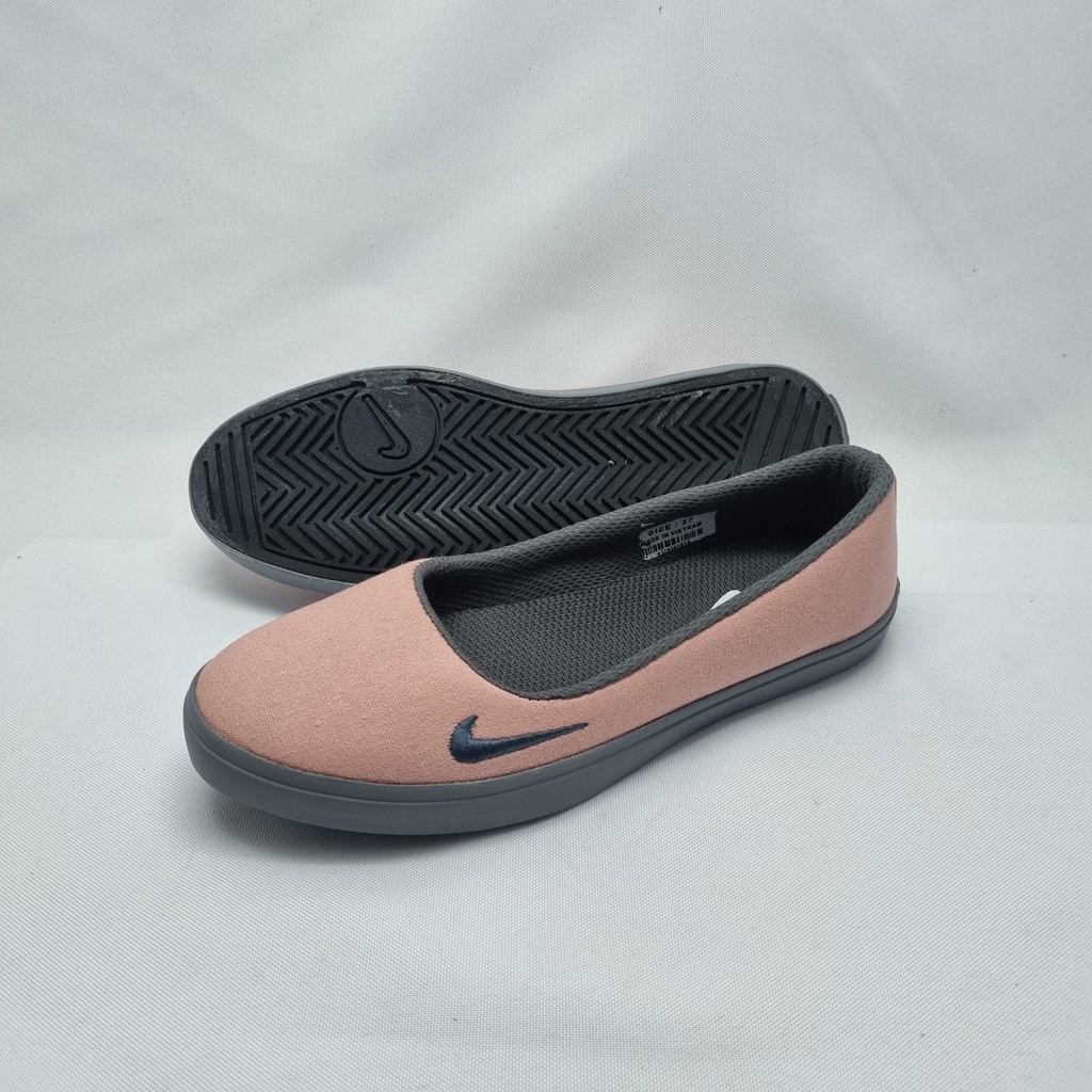 SEPATU WANITA SLIP ON BLT01.SEPATU SLIP ON TERBARU.SEPATU HIJABERS.SEPATU KULIAH.SEPATU SANTAI