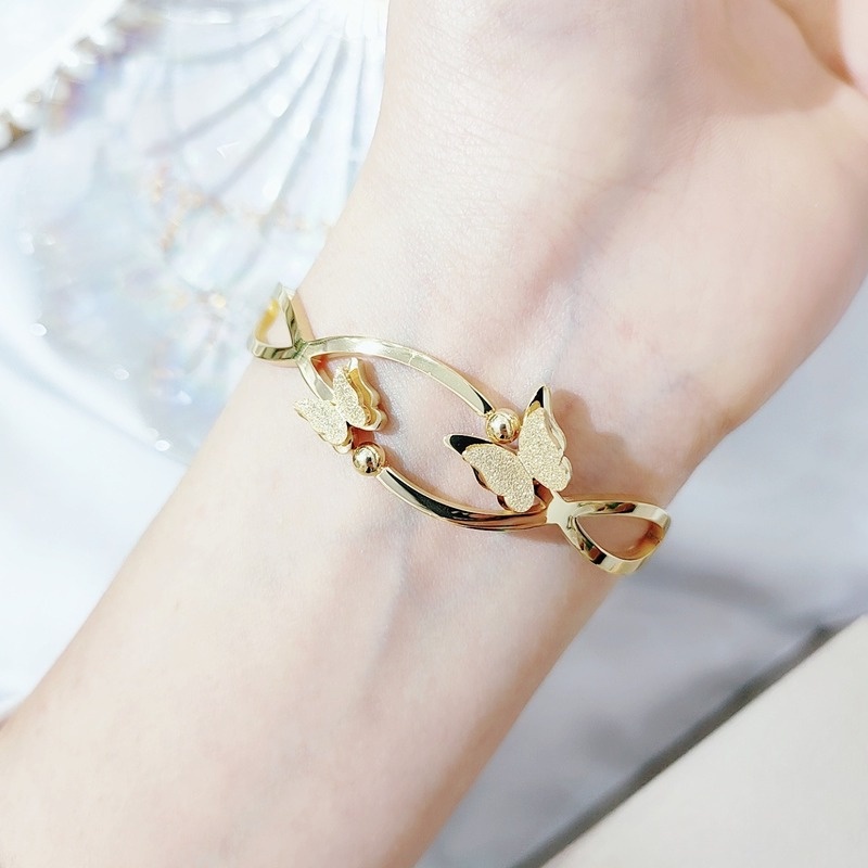 Butterfly Gelang Bentuk Kupu-Kupu Bahan Titanium Steel