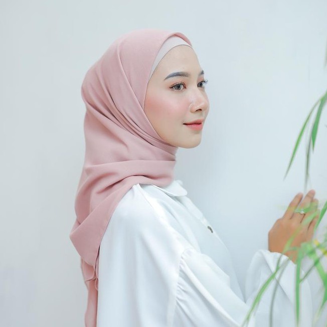 Bella Square Premium Anti Letoy|Hijab Segi Empat Polos|Kerudung Segi Empat|Jilbab Polos