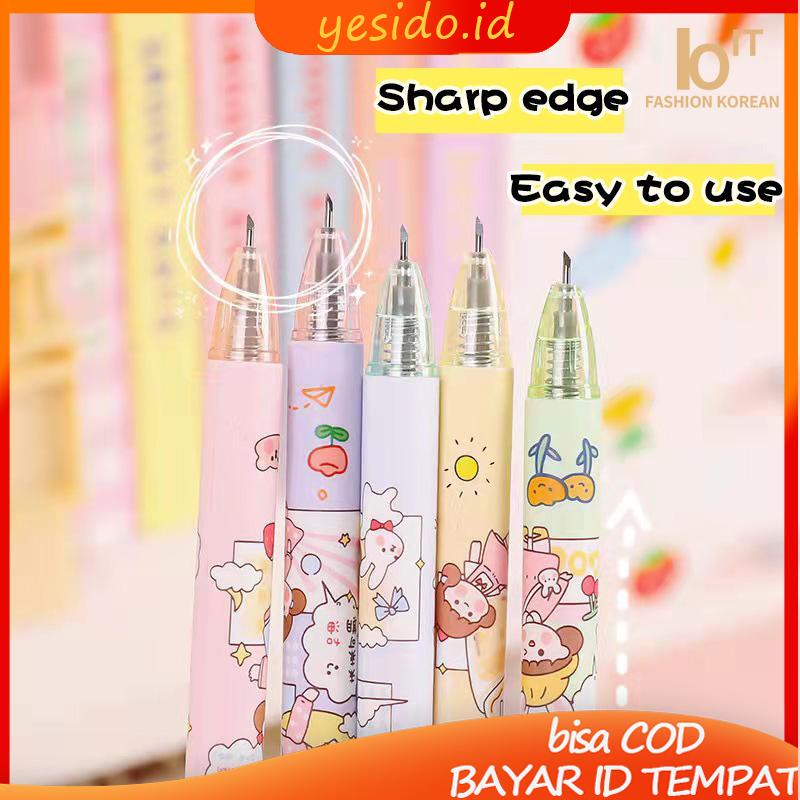 

[COD✨Ready stock]Pena Tekan Lucu Pemotong Seni Kartun Portabel Pemotong Kertas Pemotong Scrapbook Sederhana-YES