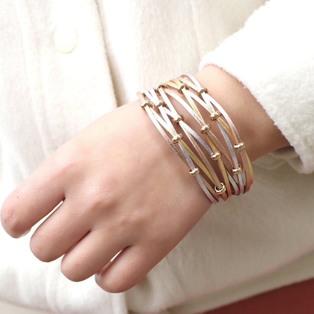 Gelang Multilayer Bahan Kulit Dengan Manik-Manik Magnetik Gaya Eropa Amerika Untuk Wanita