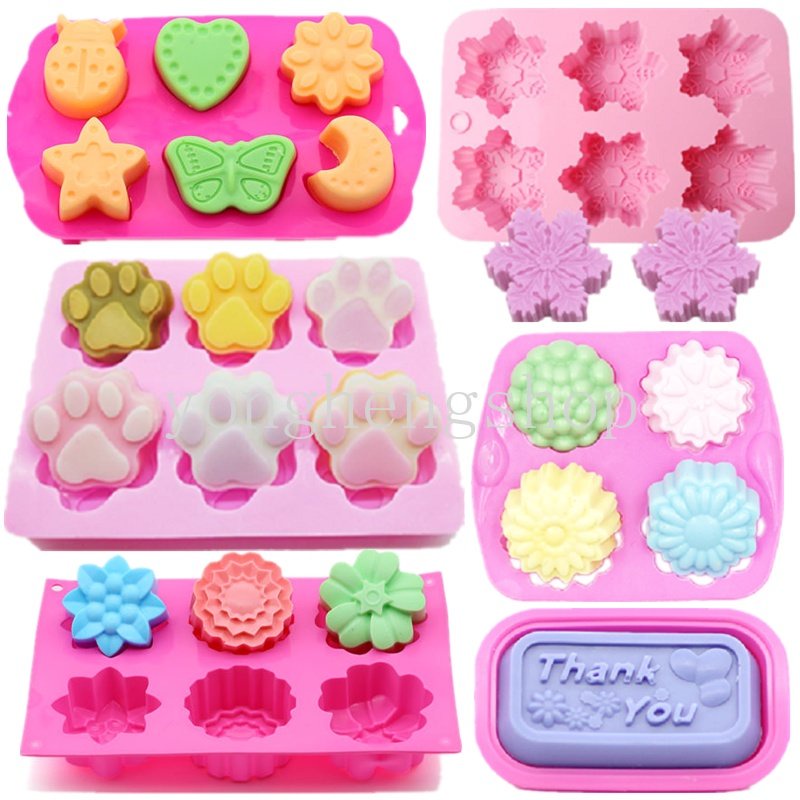 Cetakan Kue / Permen / Cokelat / Lilin / Sabun Aneka Bentuk Bahan Silikon Untuk Aksesoris Dapur DIY