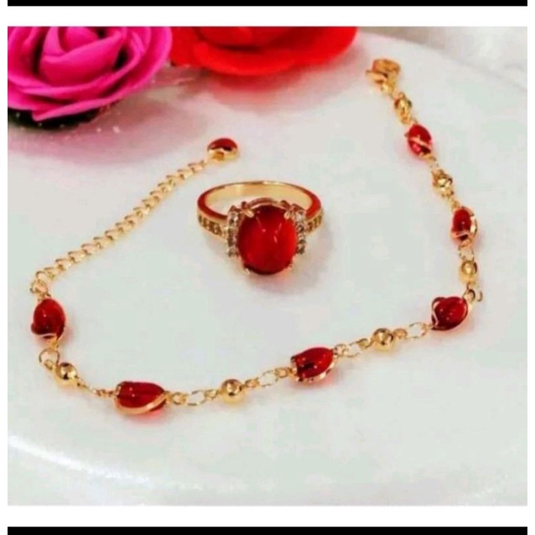 gelang+ cincin batu merah sangat cantik