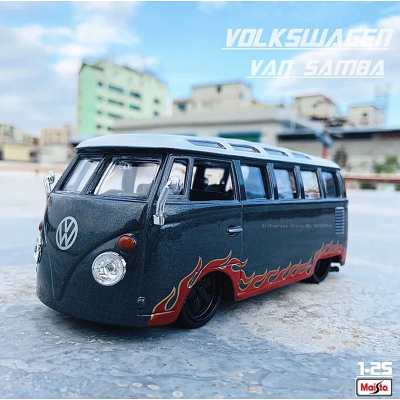 Miniatur Diecast Maisto Outlaws 1/25 Volkswagen Van Samba