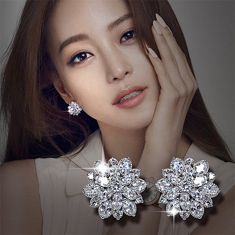 Anting Zircon Bentuk Bunga Matahari Sun Flower | Anting Tusuk Bentuk Snowflake Aksen Berlian Imitasi Untuk Wanita | Aksesoris Wanita | Sendok Garpu Bahan Stainless Steel | Bahan Titanium Steel