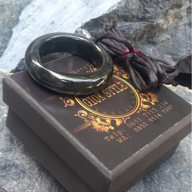 kalung Liontin Giok Black Jade Aceh