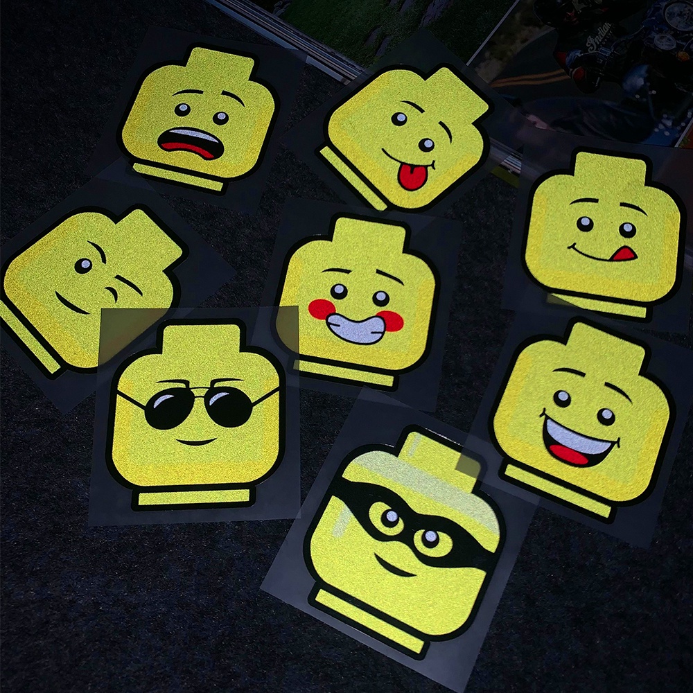 Mainan LEGO Boneka Blok Bangunan Emoji Stiker Reflektif Helm Mobil Sepeda Motor Menghias Stiker Lucu Untuk Honda Beat Scoopy Civic Freed Brio Genio Jazz Vario City ADV PCX CRF Grand Sonic Win CB HRV Supra x 125 BRV Verza CRV