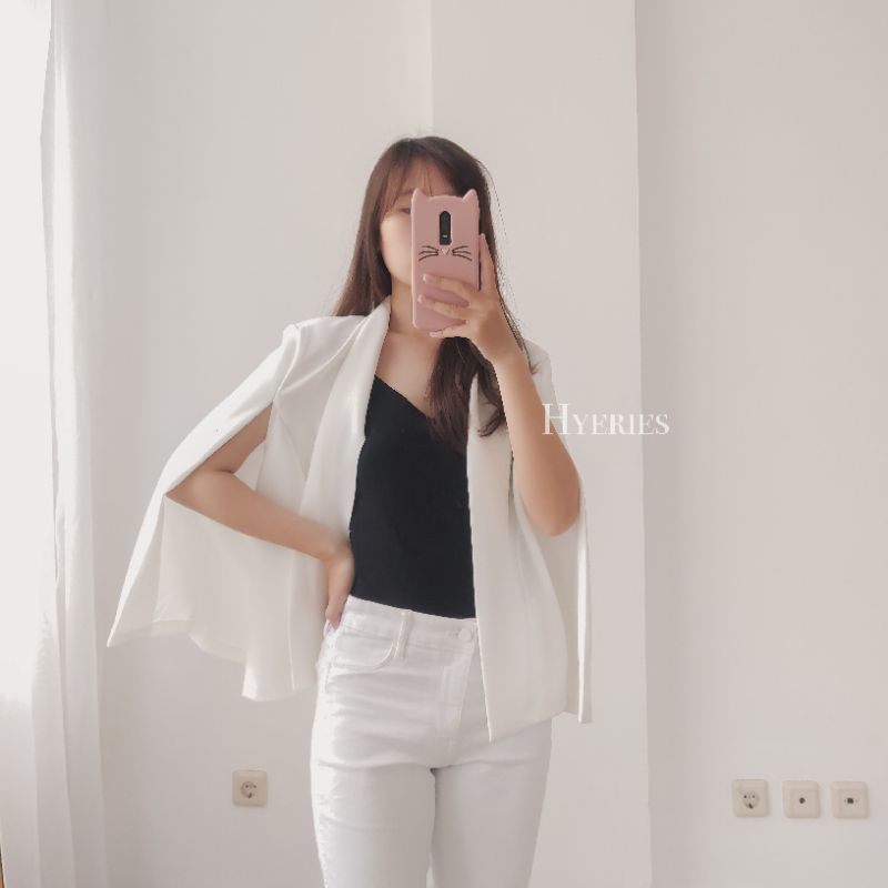 HYERIES CAPE blazer wanita korea / blazer kerja wanita / blazer wanita putih hitam / blazer kantoran