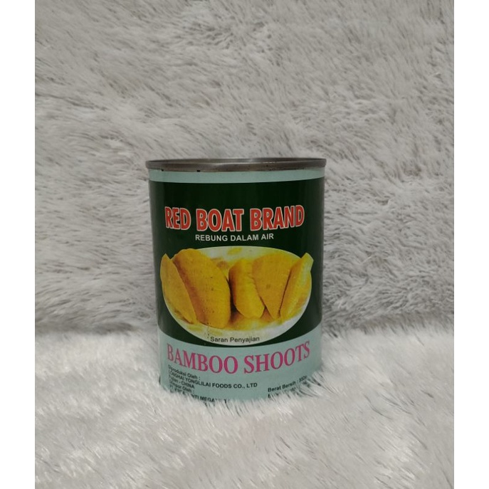 Red Boat Brand Bamboo Shoots/Rebung dalam Air 552 gr