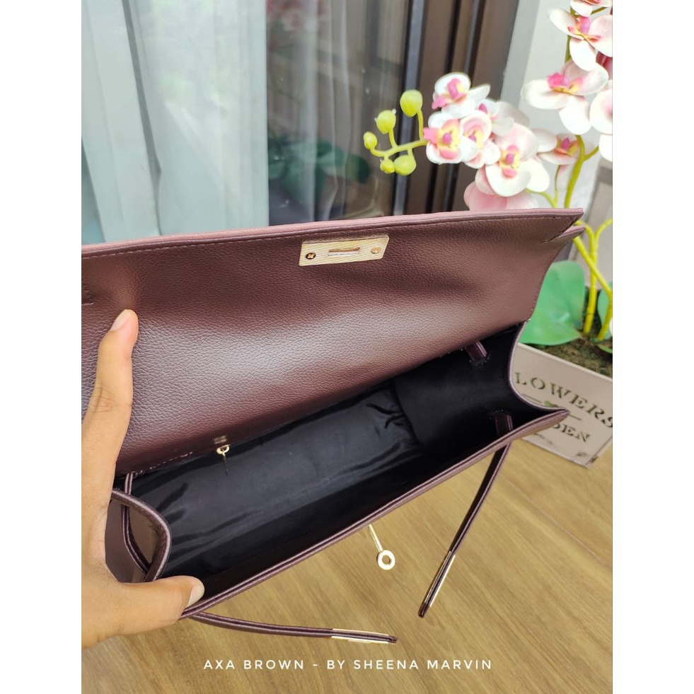 Tas Axa Brown Sheena Marvin Tas Selempang Wanita