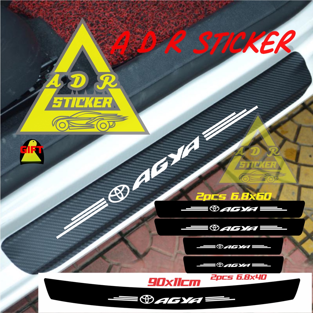 Sticker sill plate karbon 3d mobil agya sticker karbon 3d pelindung pijakan kaki mobil toyota agya 5