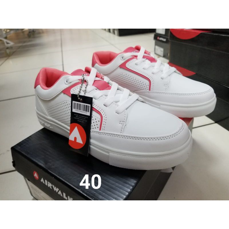 sepatu airwalk dan diadora .origina.sport station
