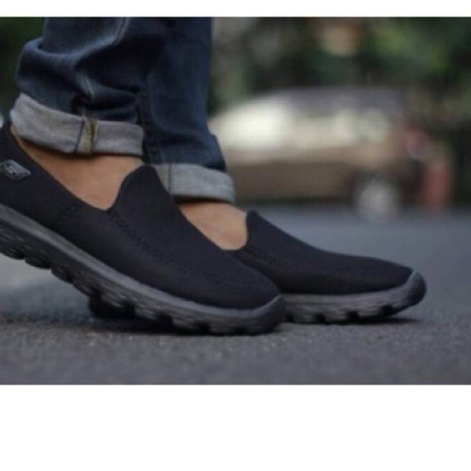 ➢ sepatu Sketchers  slip on sketchers pria grade ori ✼