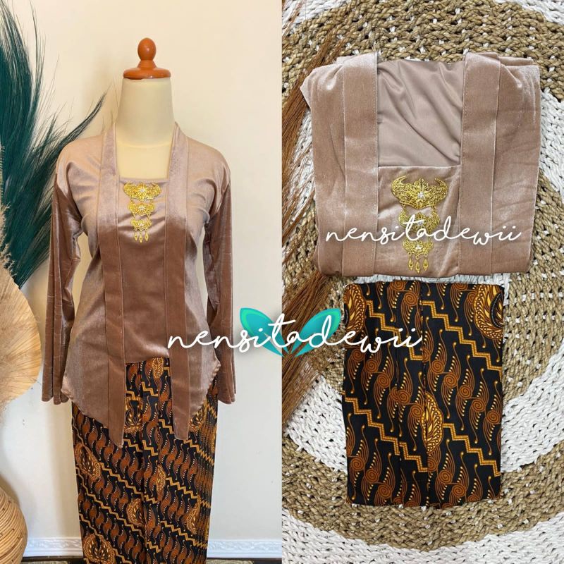 [1 Set] Kebaya Bludru + Jarik Instan / Warna Mocca, Lereng Kencono