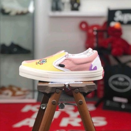 Vans Slip On x SpongeBob SquarePants