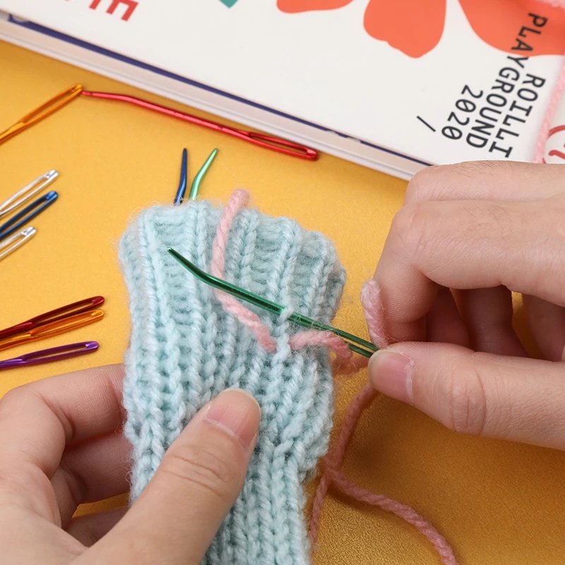 [Harga Grosir] Aksesoris Jahit Rumah Jarum Rajut Wol Lubang Besar DIY Alloy Wool Needle Sweater Rajut Threader Alat Jahit Siku Mata Besar