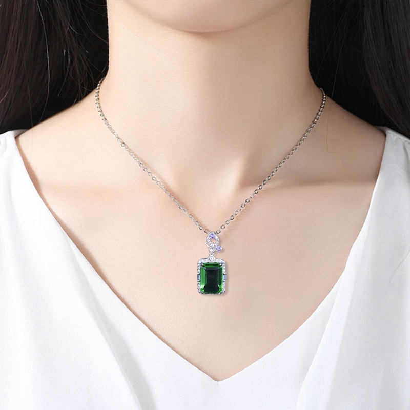 Kalung Liontin Zamrud Simulasi Mewah Baru Tsavorite Olivine Color Treasure Necklace