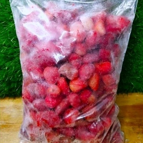 

Buah Strawberry Frozen 1kg