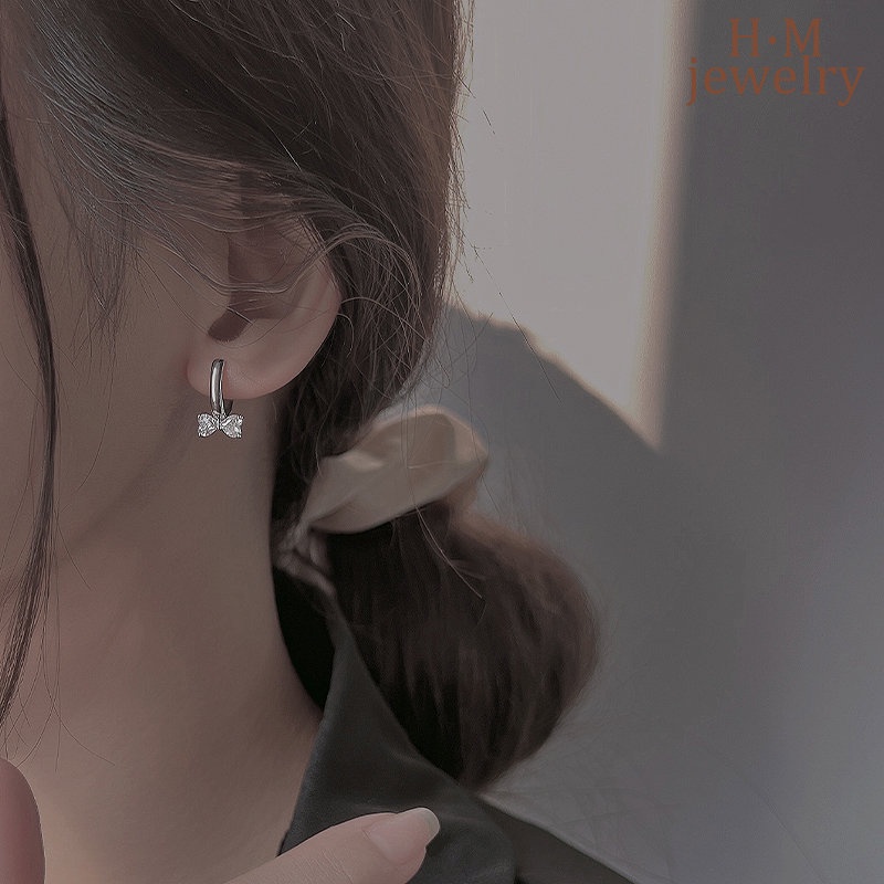 Klip Telinga Busur Zirkon AAA Manis2023 New High Sense Simple Earrings