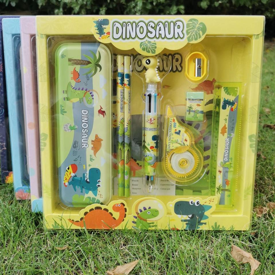 

Z33 ￼Paket alat tulis ￼Alat Tulis / Set Alat Tulis / Paket Alat Tulis Anak Stationary Set Karakter Untuk TK Dan SD / Alat tulis set karakter / Stationery set Lucu Hadiah GRATIS ONGKIR ㊔
