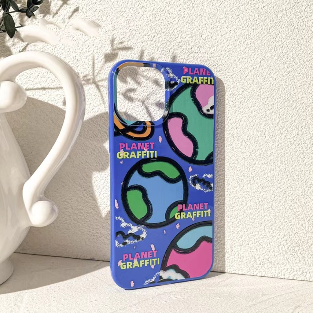 IPHONE Ins Graffiti Planet Cocok Untuk Iphone14 14pro 14plus 13 13mini 13pro 13prm iPhone12 7Plus 8Plus Xr XS 13 12mini Pro Max Empat Sudut Casing Ponsel Tahan Guncangan