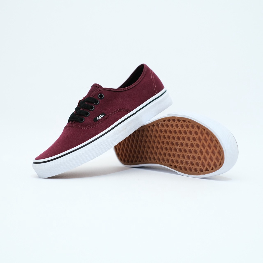 SALE DISKON! V4NS AUTHENTIC PORT ROYALE CLASSIC 100% ORIGINAL BNIB