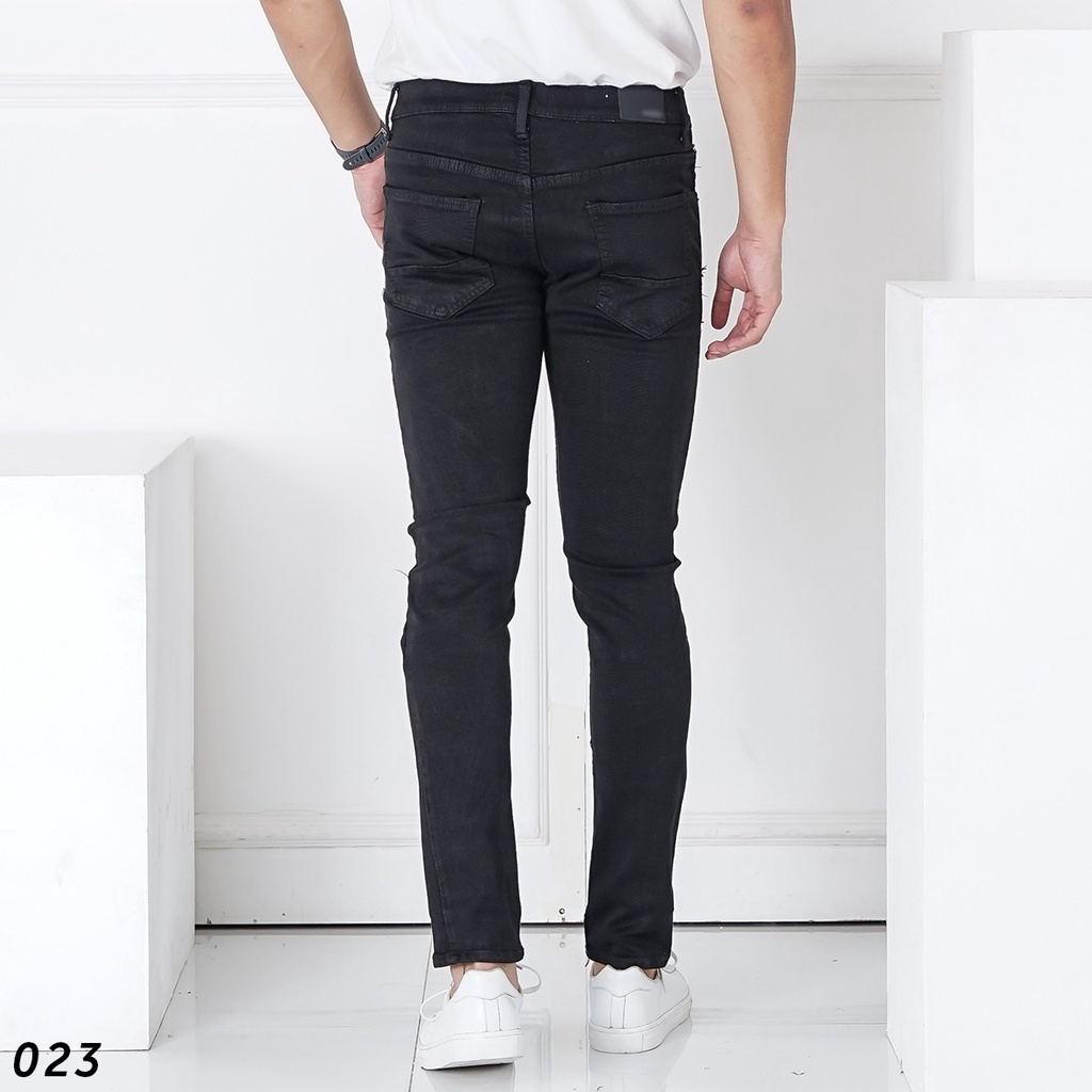 HSRM - 106 Skinny Jeans Full Black Ripped Celana Jeans Pria Hitam Sobek Soft Jeans Strech 29-34