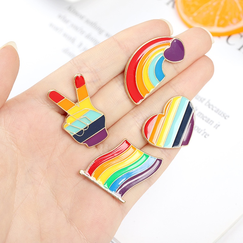 Kartun Cinta Warna-Warni Pelangi Enamel Pin Berbentuk Hati Awan Bulat Planet Tinju Paduan Bros Lencana Kerah Pin Fashion Perhiasan Hadiah