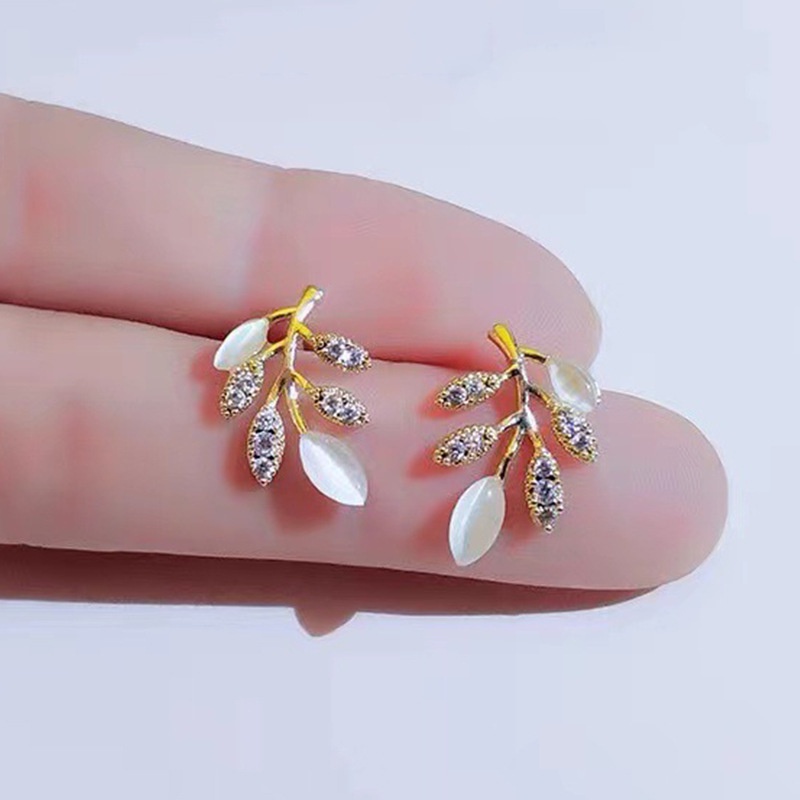 Anting Hoop Bentuk Daun | Anting Opal| Anting Bahan Stainless Steel | Aksesoris Wanita