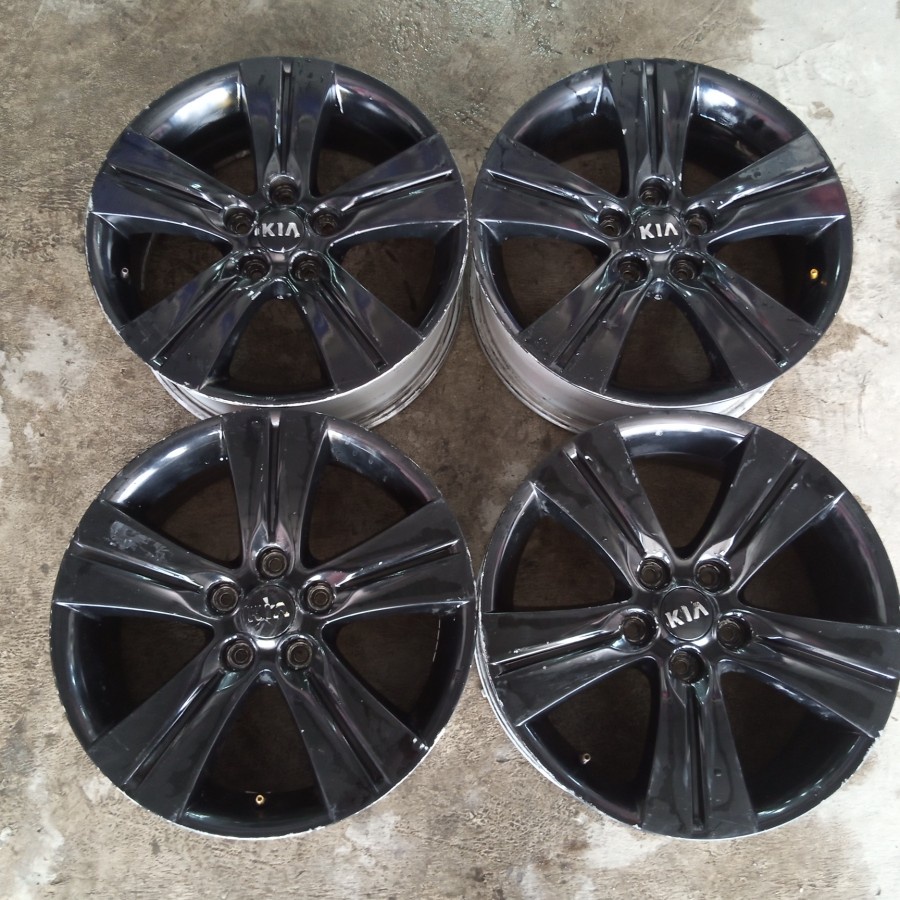 VELG MOBIL SECOND STANDAR KIA SPORTAGE RING 17 PCD 5X114 ET 45