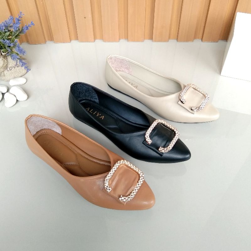 Aliyashoes Sepatu Flat Wanita AMOURA