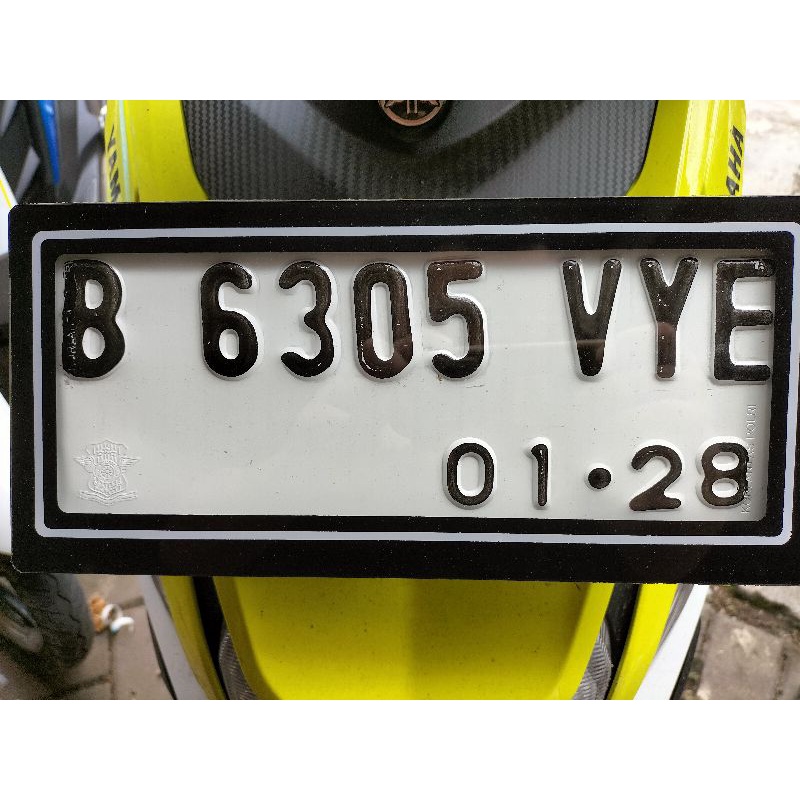tempat  plat nomor motor akrilik