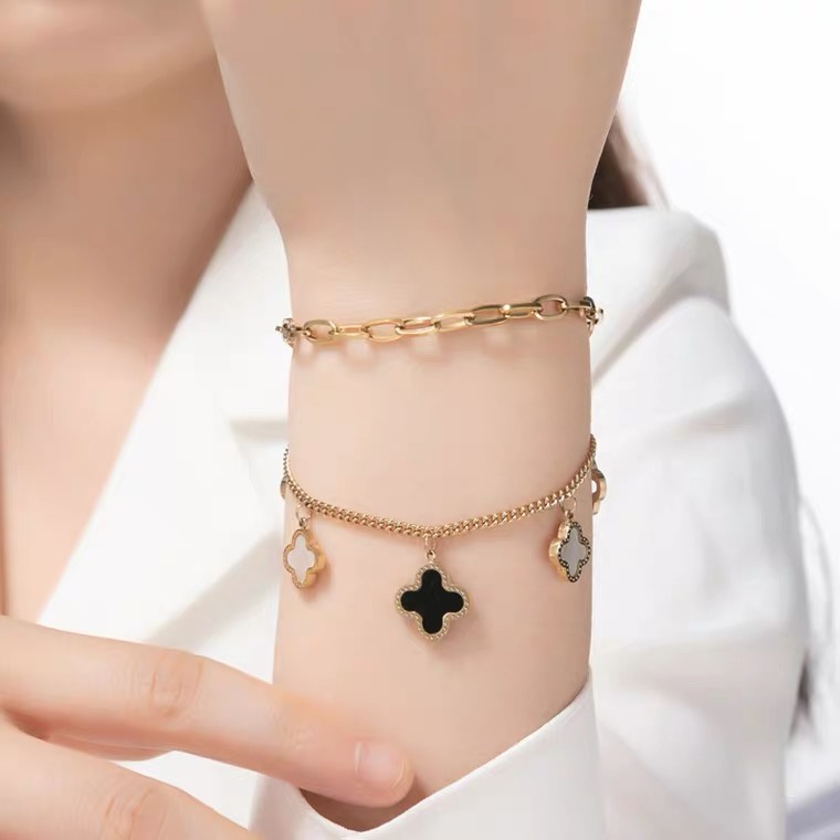 Gelang Rantai Lapis Ganda Bahan Titanium Steel 18k Warna Rose Gold Gaya Korea Hip-Hop Untuk Wanita