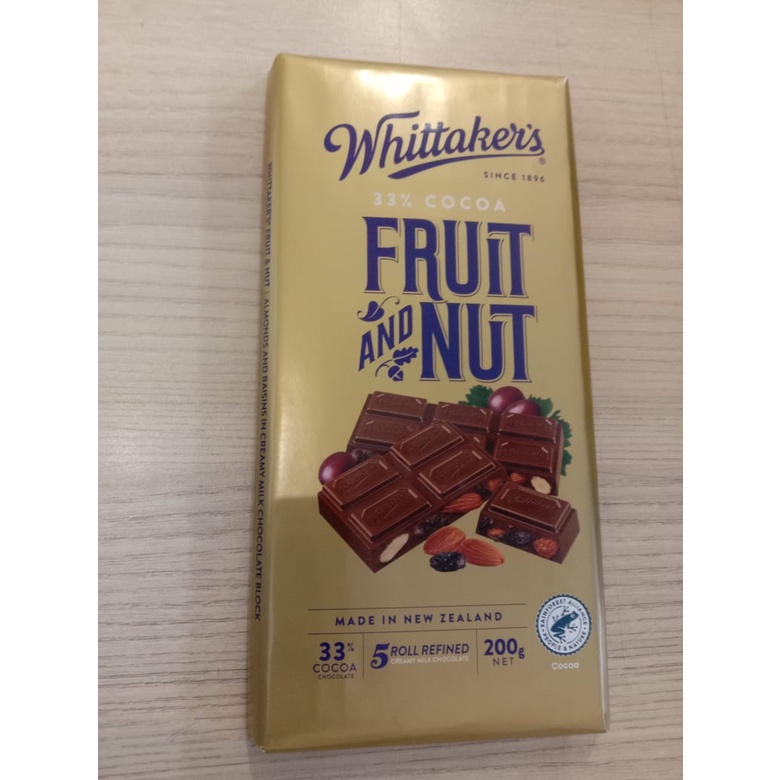 

✨NEW✨ -WHITTAKERS 33% COCOA FRUIT & NUTS CHOCOLATE 200 GR / COKELAT IMPORT- 1.1.23