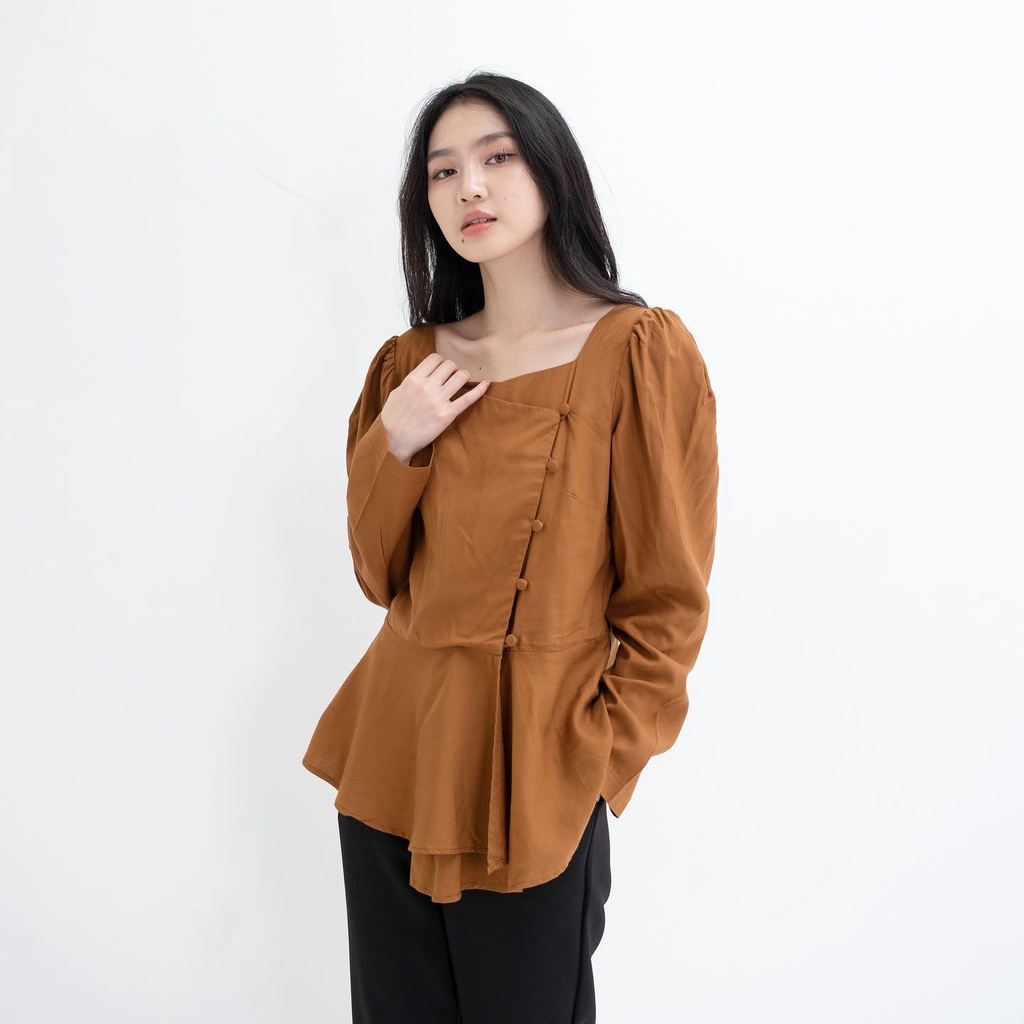 Beige Studio - Chiara Top / Blouse Lengan Panjang Wanita