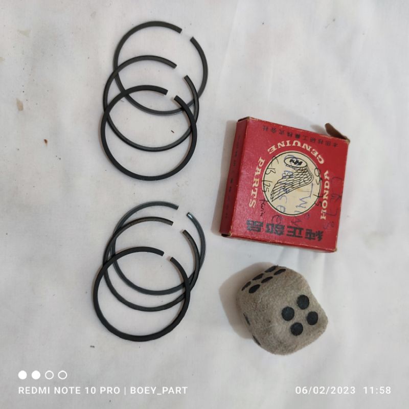 Ring Piston seher Honda cb125 cb 125 twin OS oversize over size 75 original AHM nos Japan