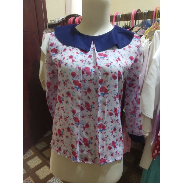 BLOUSE WANITA CERUTI BUNGA KERAH SAILORMOON PRELOVED LIKE NEW