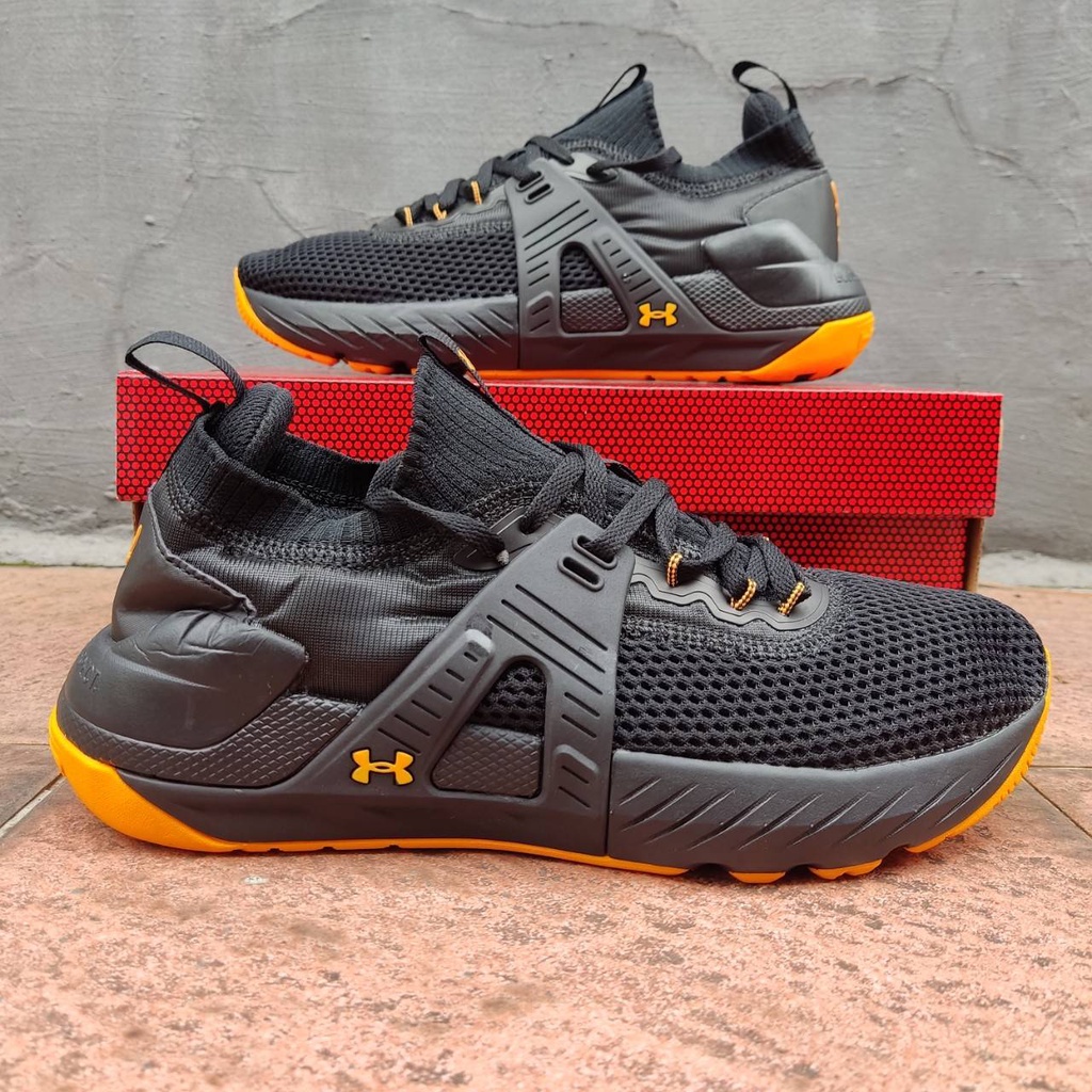 sepatu pris under armour man project rock4 black grey made in vietnam