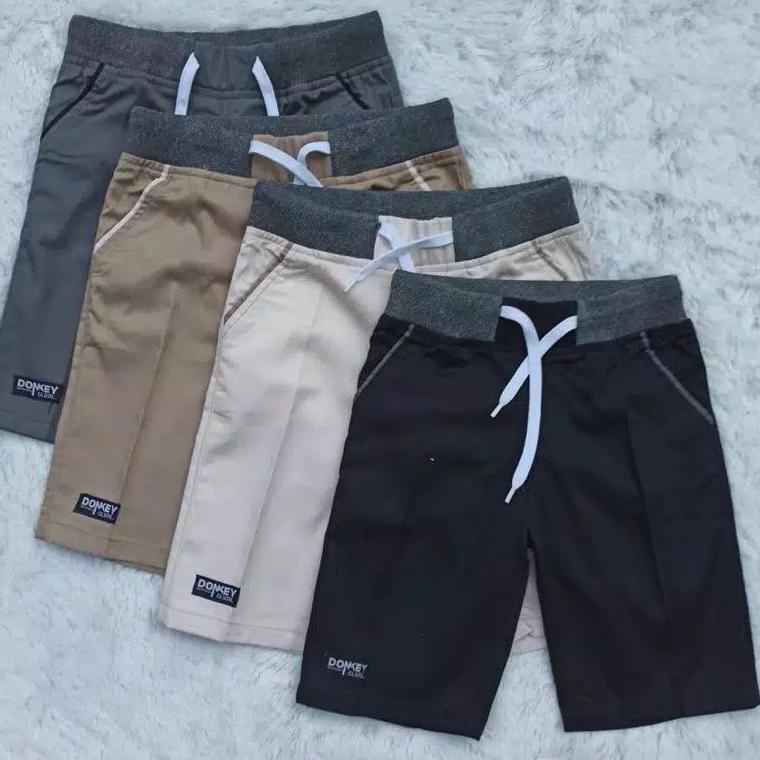 Celana Chinos Pendek Pria (KODE 8567)