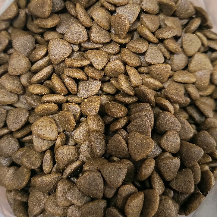 GRAB/GO-JEK Makanan Kucing Grainfree Therafeed Hairball Control Kemasan 7KG