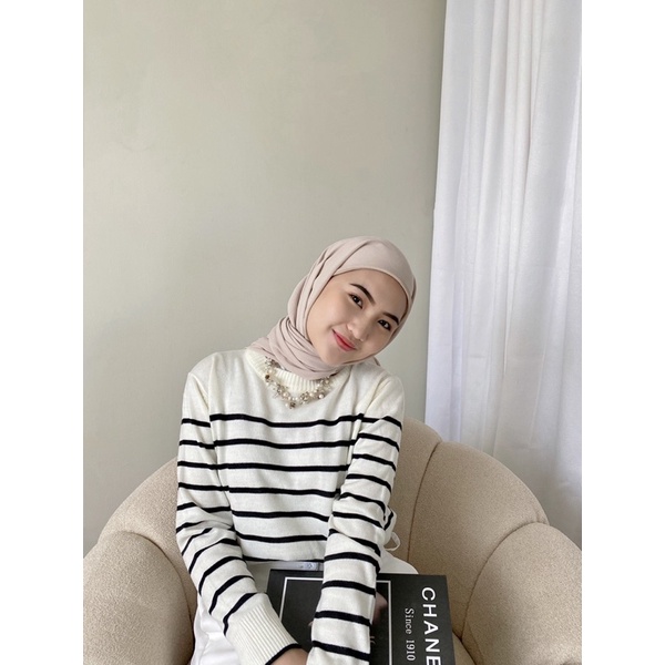 Kyra Stripe Knit - Sweater Stripe - Atasan Rajut Blouse